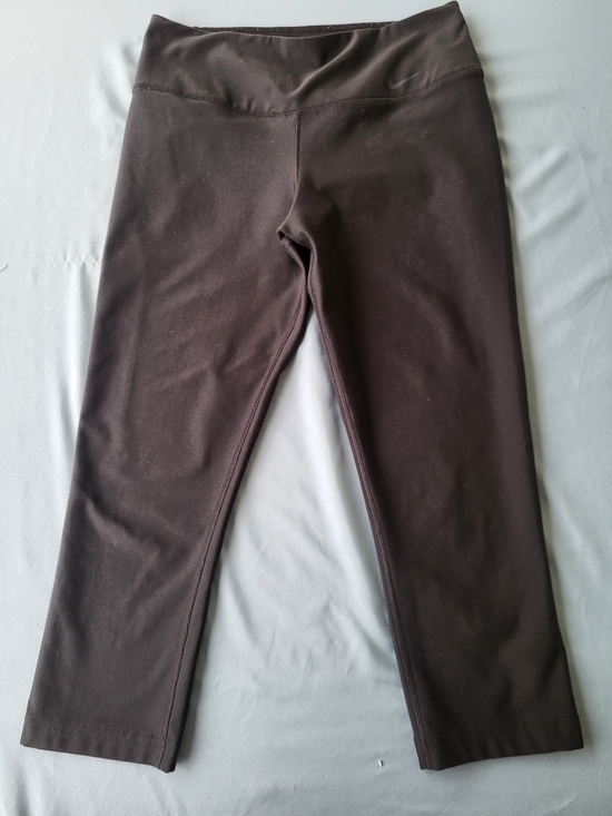 Nike Pants - Nike Dri-FIT Legend Capri Leggings Ten Less Plastic Bottles Black Small